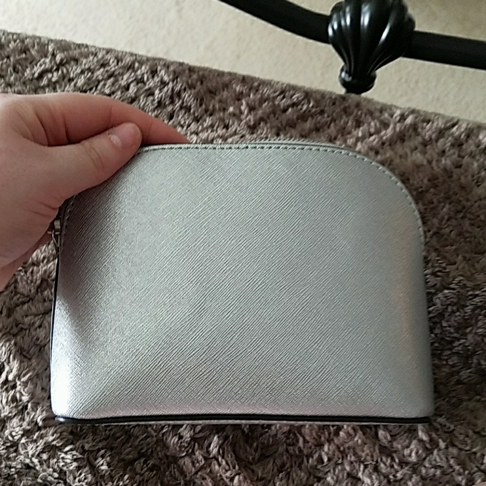 Michael kors bag - Picture 3 of 3